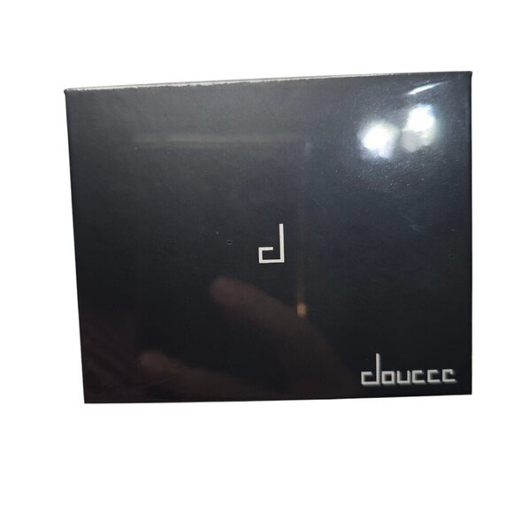 DOUCCE On The Go Face Palette Everyday Use Vegan Neutral Hues .43oz Cruelty Free - Picture 2 of 4